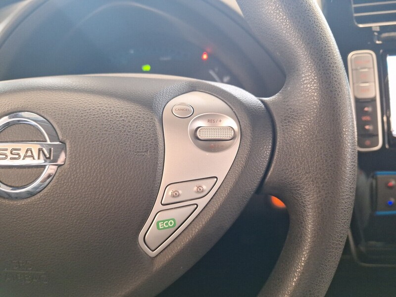 Nissan Leaf vaihtoauto