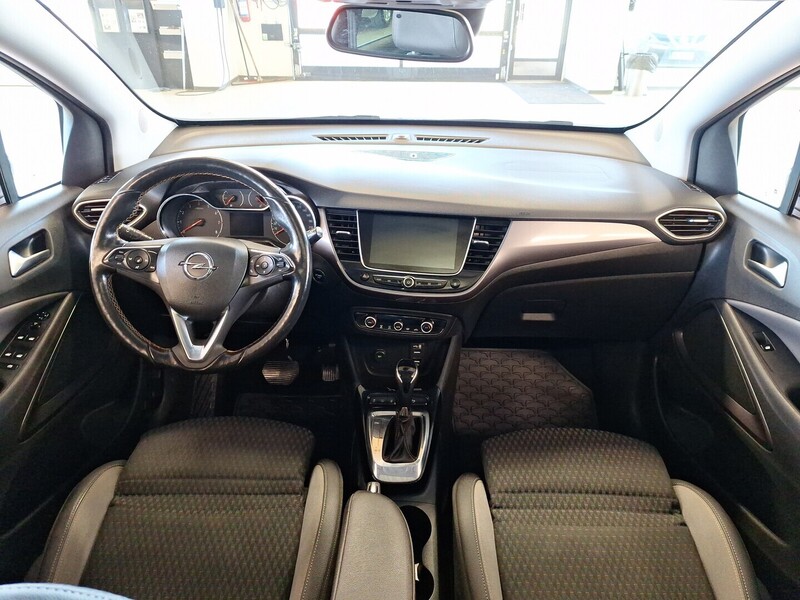 Opel Crossland X vaihtoauto