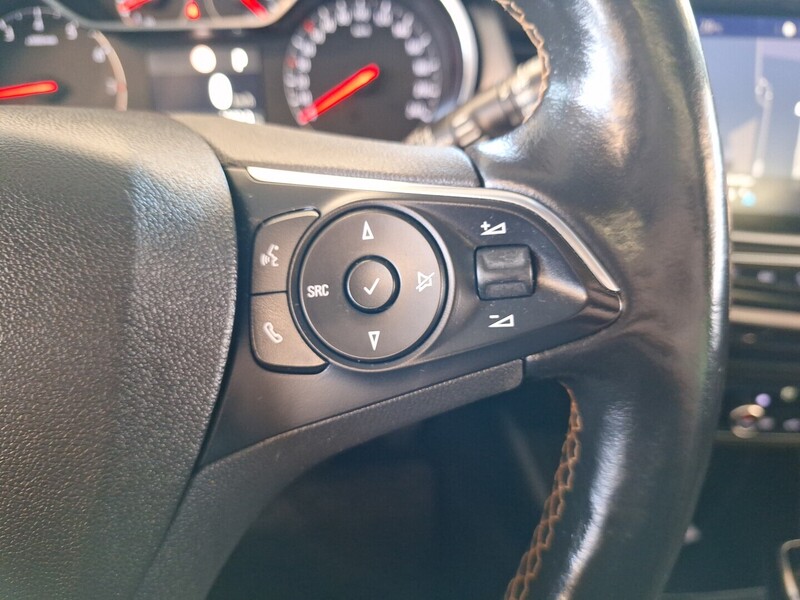 Opel Crossland X vaihtoauto