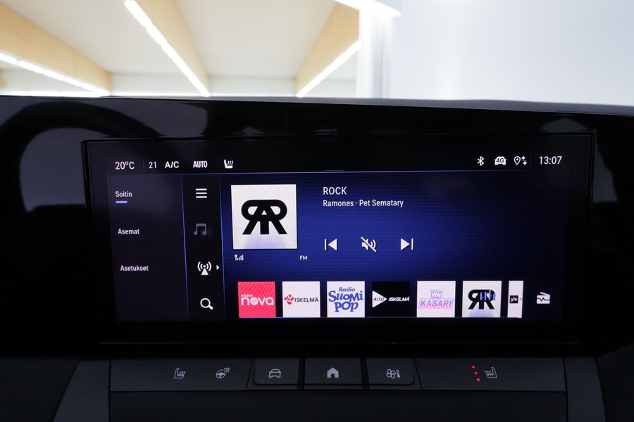 Opel Astra vaihtoauto