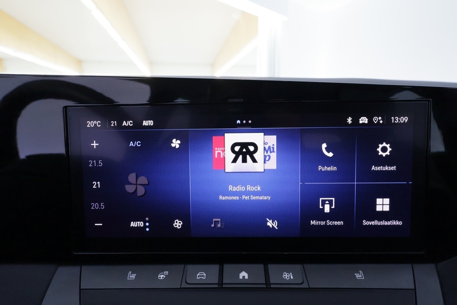 Opel Astra vaihtoauto