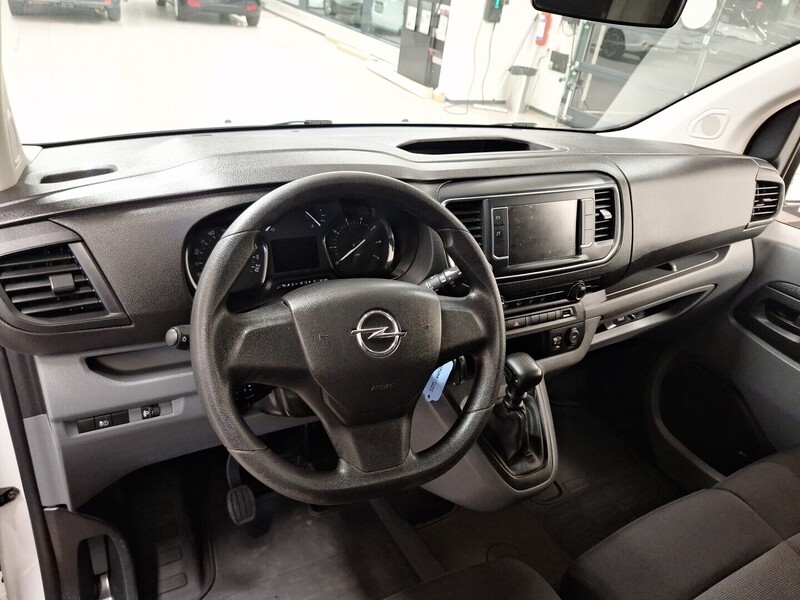 Opel Vivaro vaihtoauto