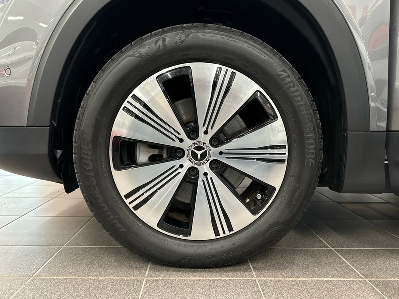 Mercedes-Benz EQB vaihtoauto