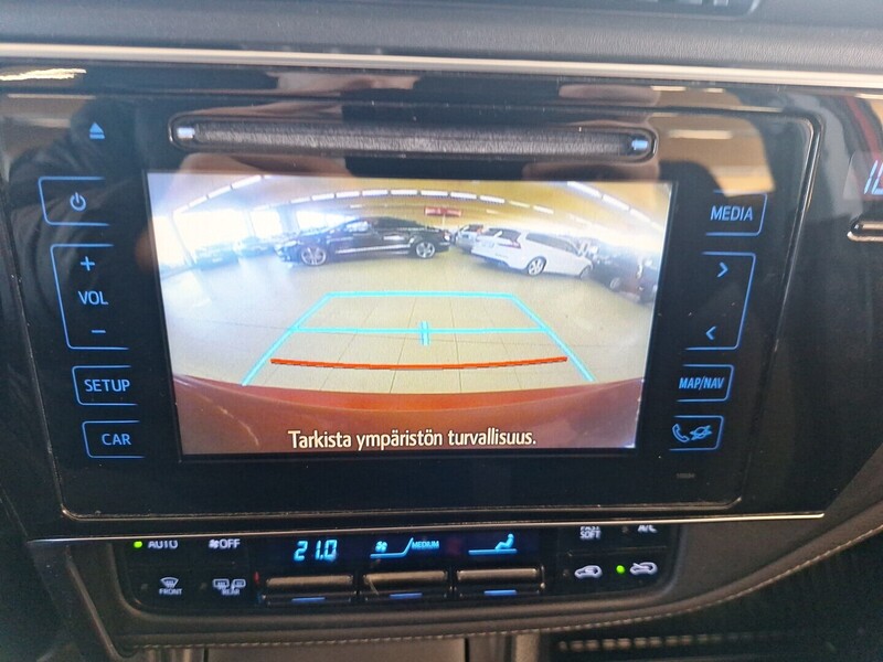 Toyota Auris vaihtoauto