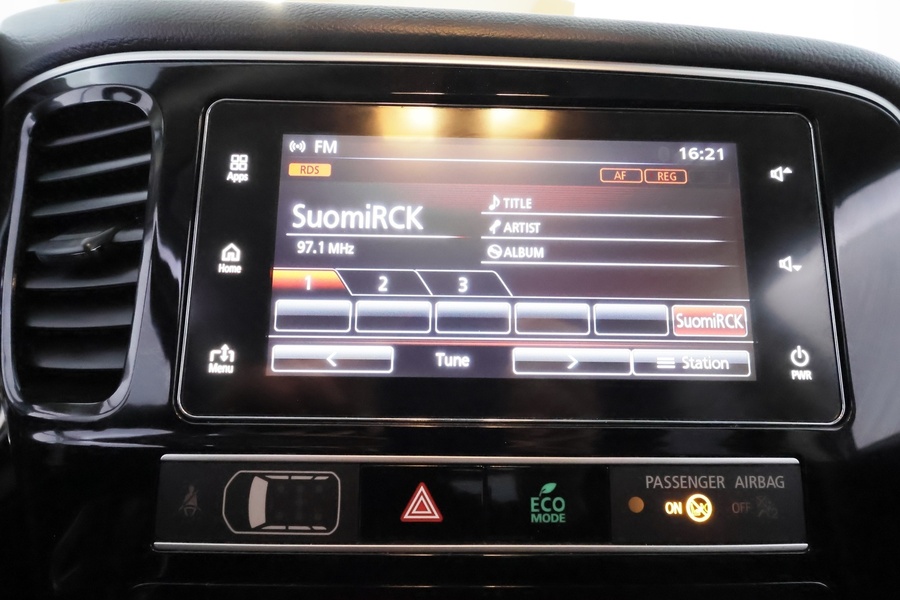 Mitsubishi Outlander PHEV vaihtoauto