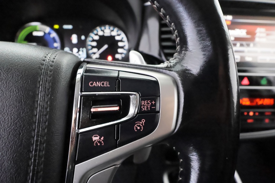 Mitsubishi Outlander PHEV vaihtoauto