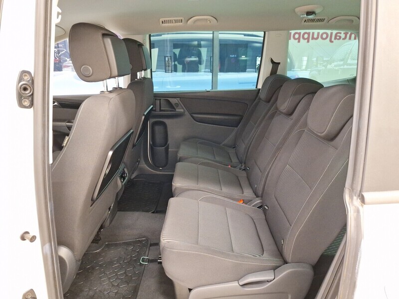 SEAT Alhambra vaihtoauto