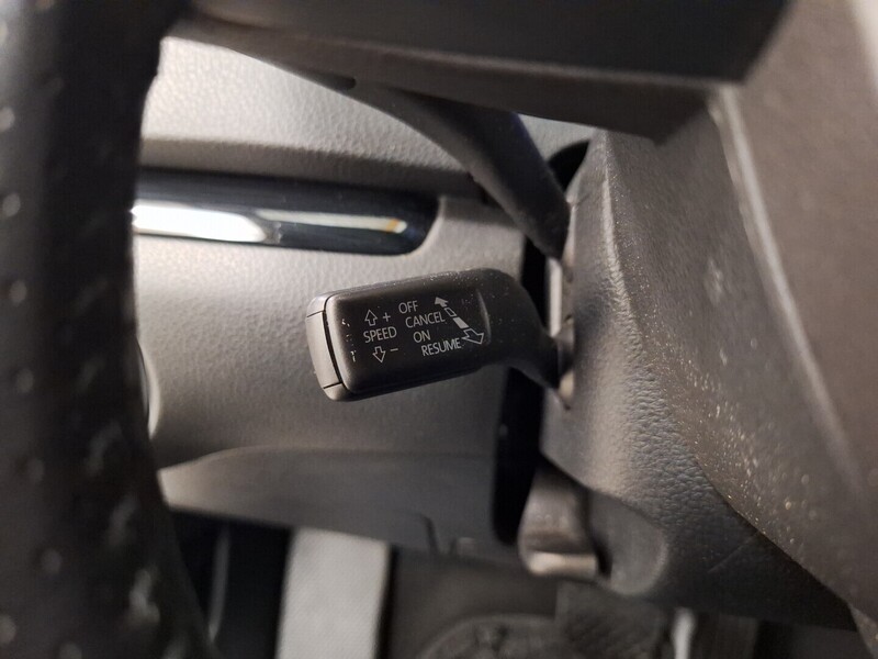 SEAT Alhambra vaihtoauto