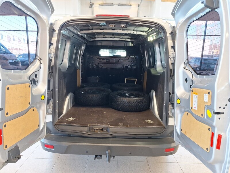 Ford Transit Connect vaihtoauto