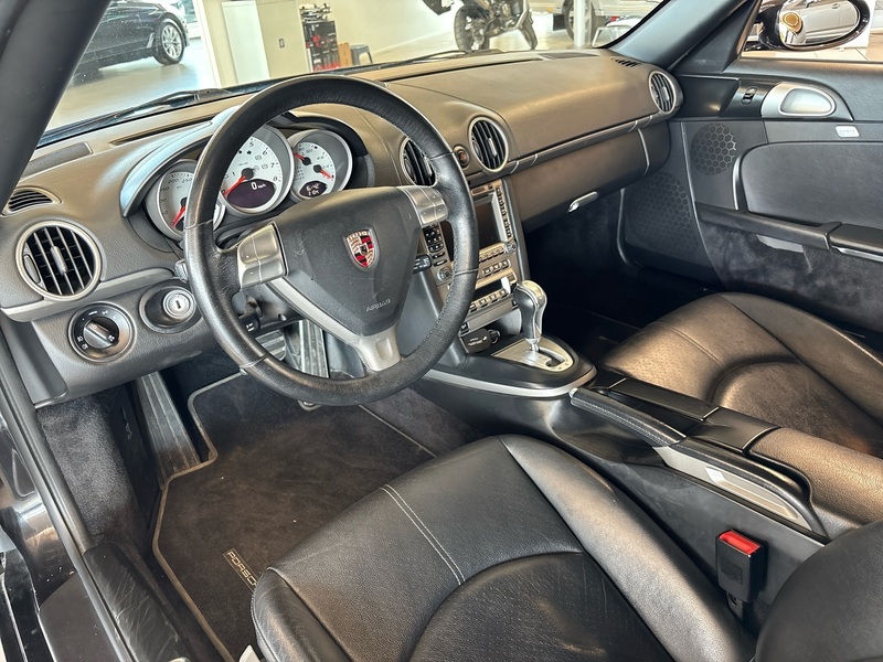 Porsche Cayman vaihtoauto