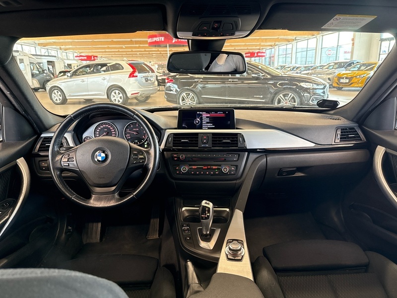 BMW 318 vaihtoauto