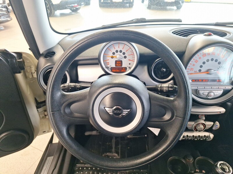 Mini One vaihtoauto
