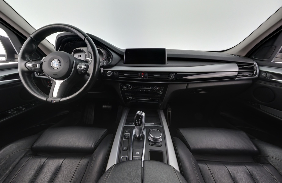 BMW X5 vaihtoauto
