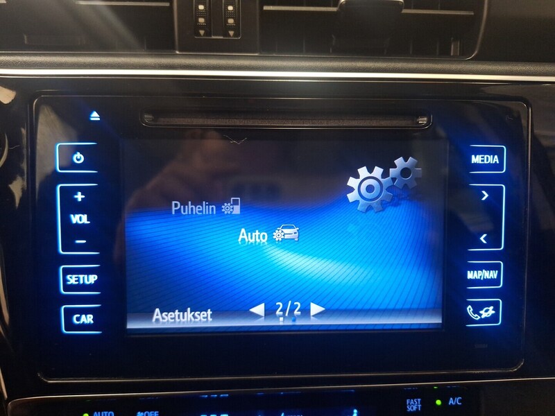 Toyota Auris vaihtoauto