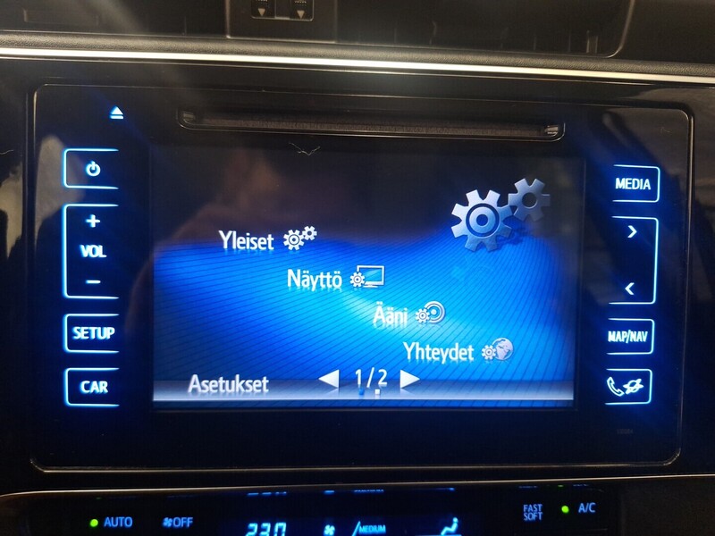 Toyota Auris vaihtoauto