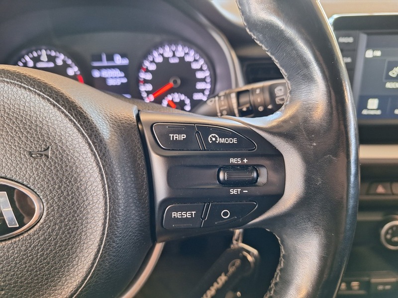 Kia Stonic vaihtoauto