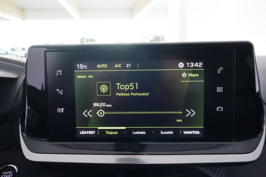 Peugeot 2008 vaihtoauto