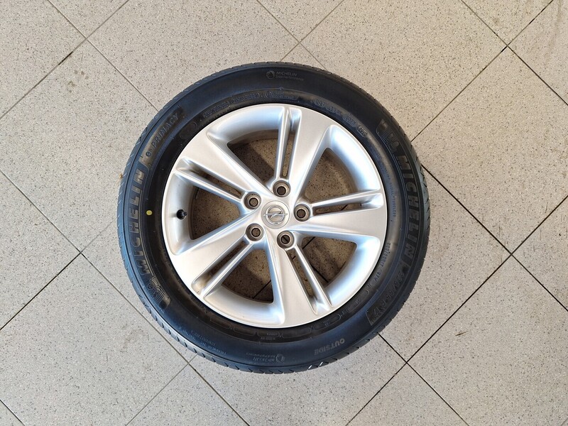 Opel Insignia vaihtoauto