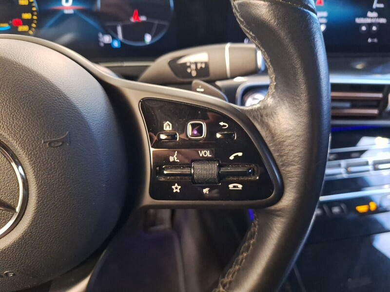 Mercedes-Benz EQC vaihtoauto