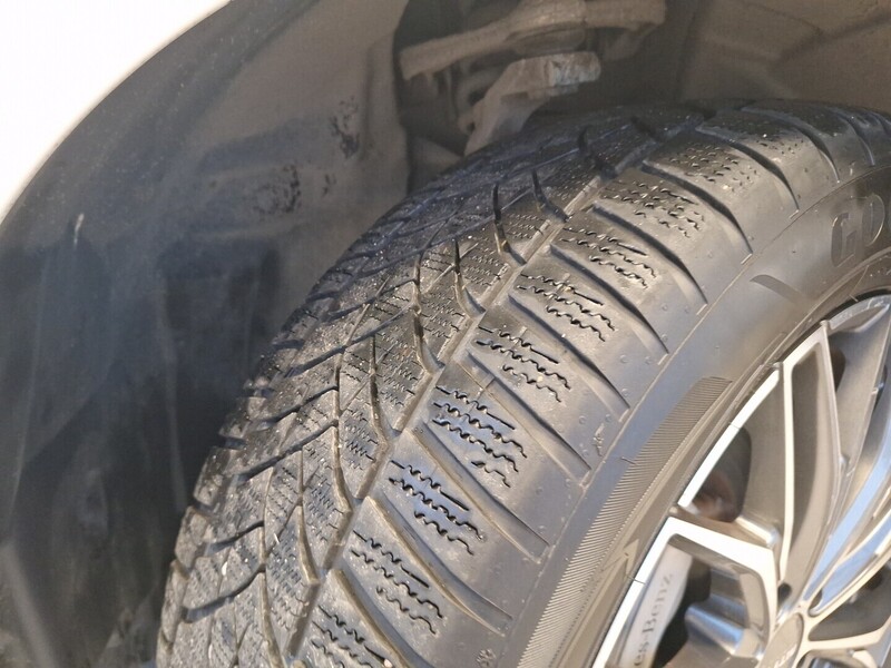 Mercedes-Benz EQC vaihtoauto