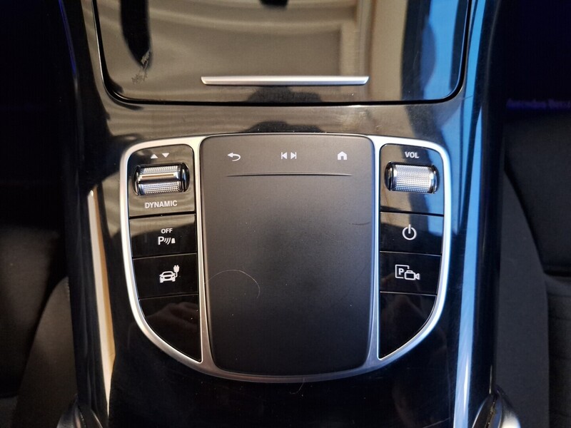 Mercedes-Benz EQC vaihtoauto