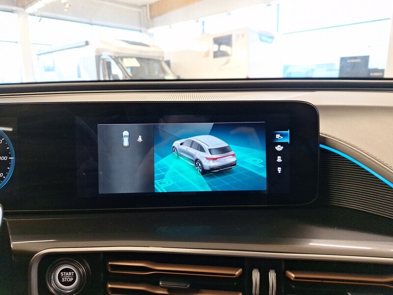 Mercedes-Benz EQC vaihtoauto