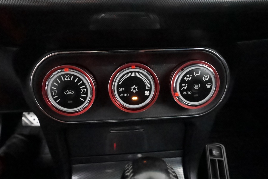 Mitsubishi Lancer vaihtoauto