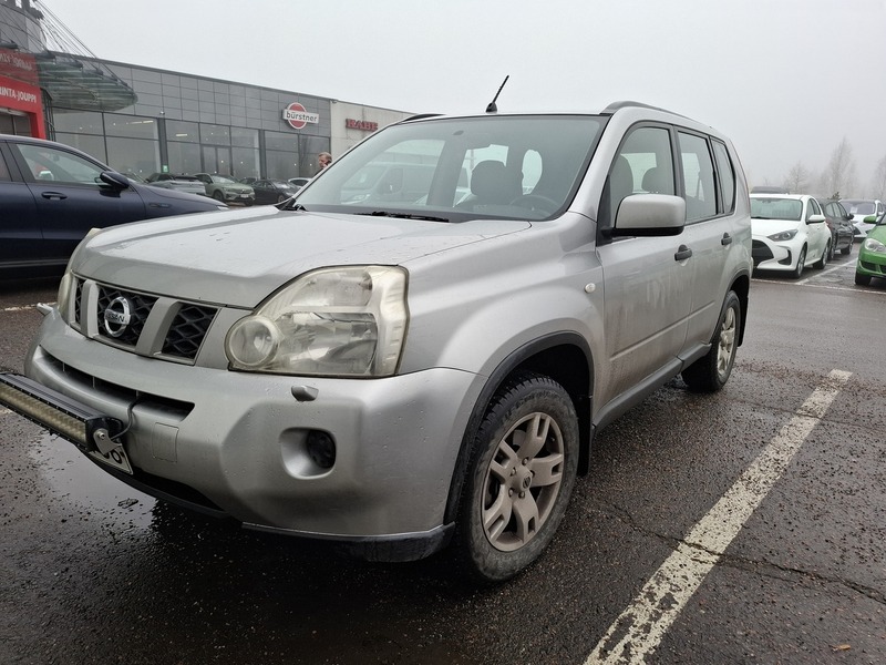 Nissan X-Trail vaihtoauto