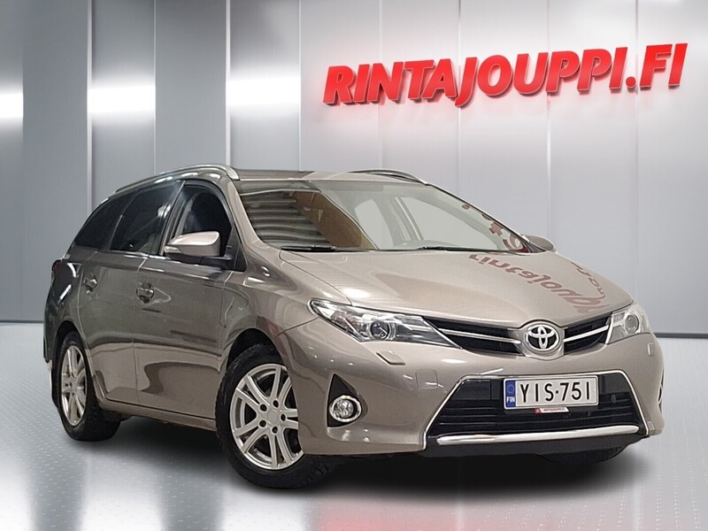 Toyota Auris vaihtoauto