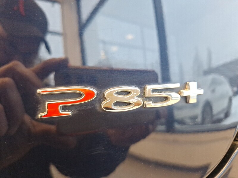 Tesla Model S vaihtoauto