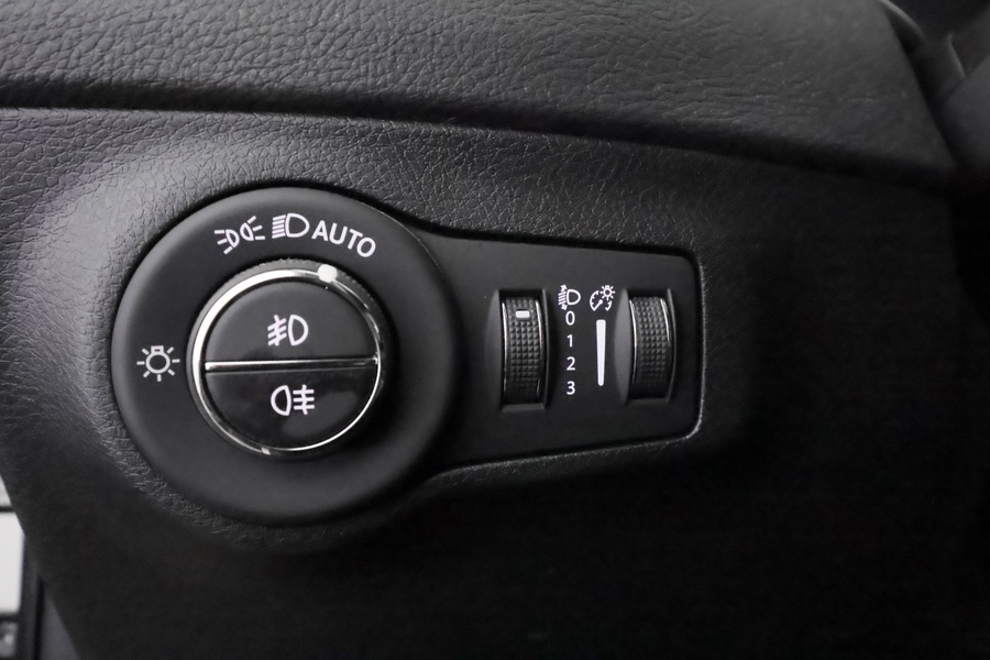 Jeep Compass vaihtoauto