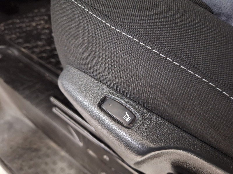 Opel Vivaro vaihtoauto