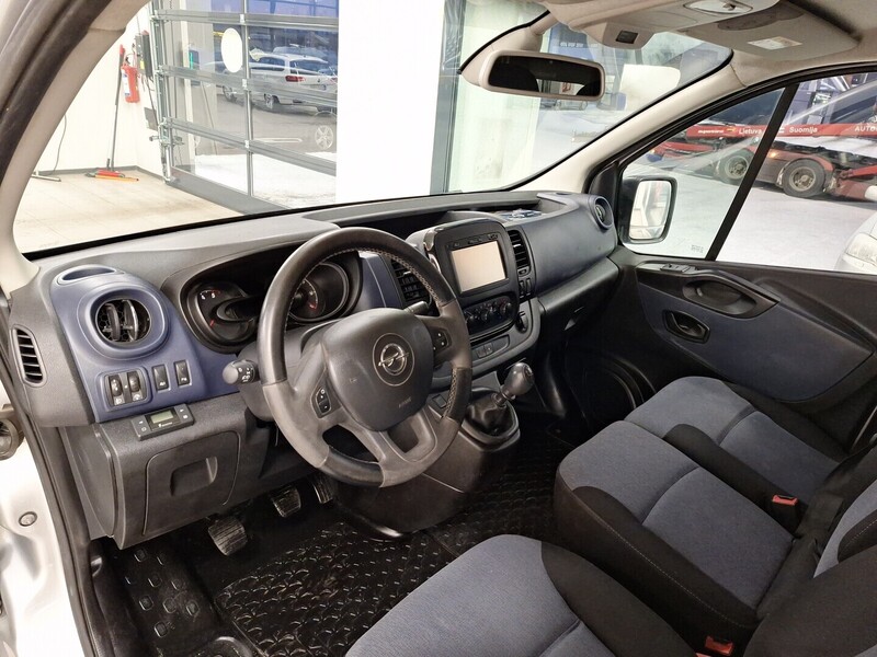 Opel Vivaro vaihtoauto