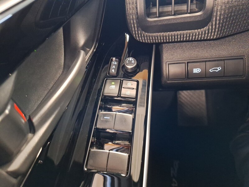 Toyota bZ4X vaihtoauto