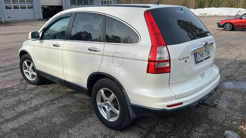 Honda CR-V vaihtoauto