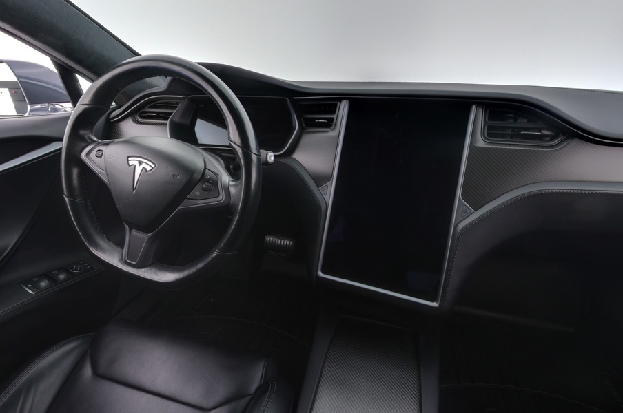 Tesla Model S vaihtoauto