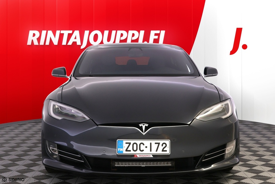 Tesla Model S vaihtoauto