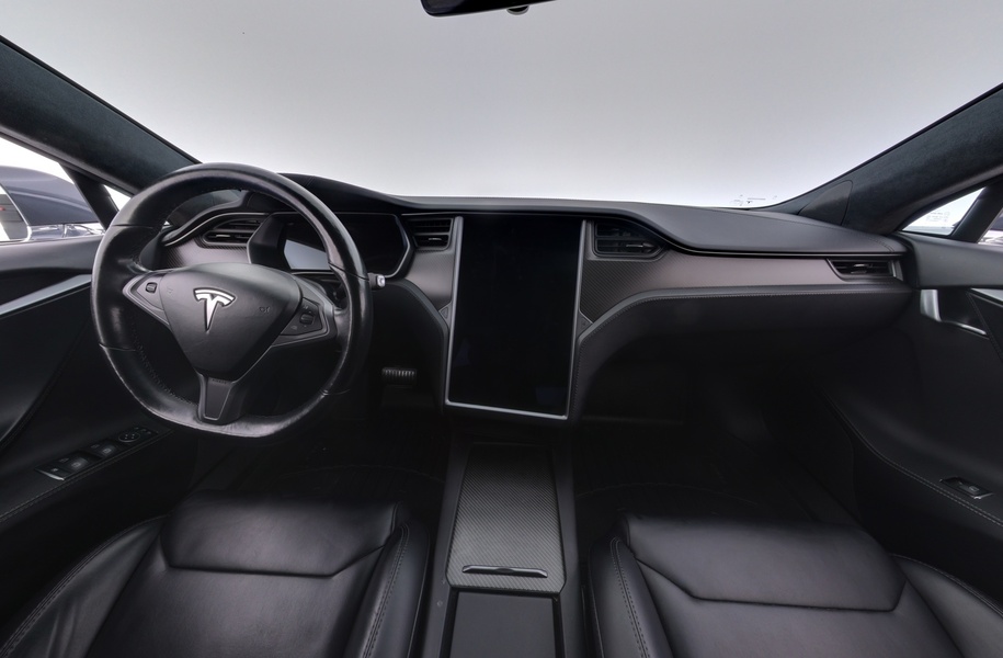 Tesla Model S vaihtoauto