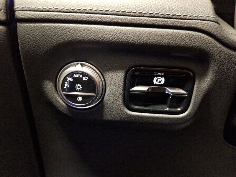 Mercedes-Benz EQS vaihtoauto