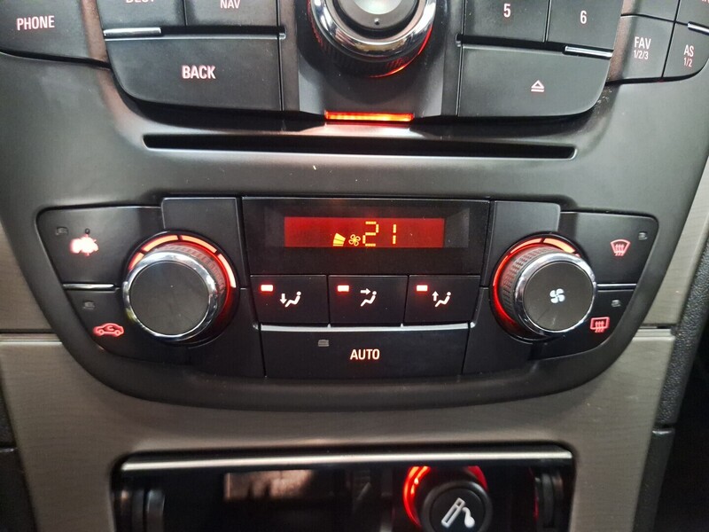 Opel Insignia vaihtoauto