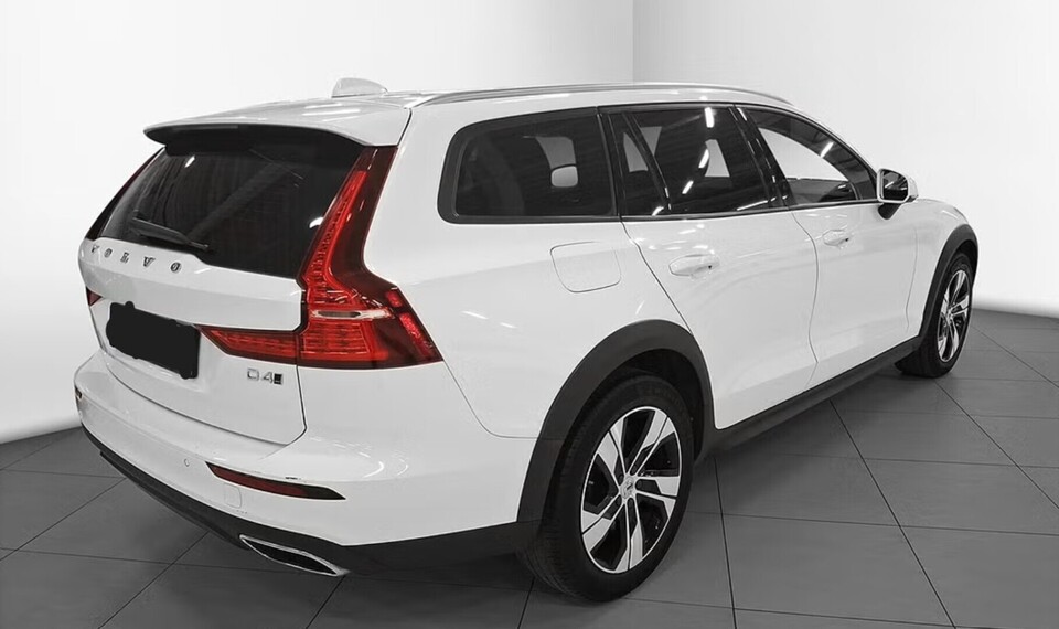 Volvo V60 Cross Country vaihtoauto