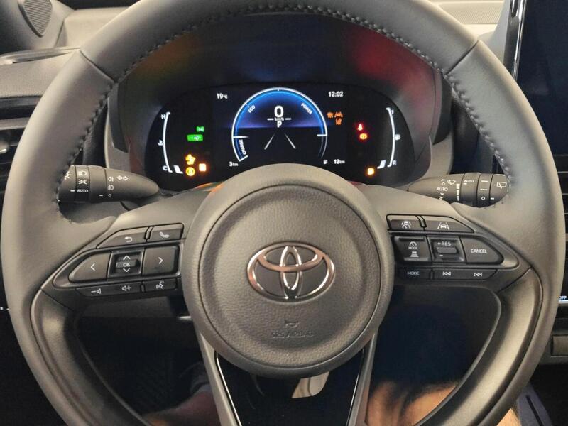 Toyota Yaris Cross vaihtoauto