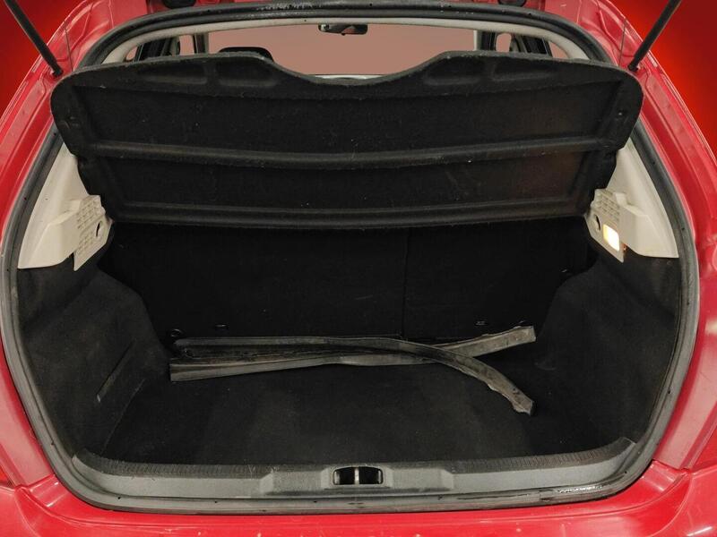 Peugeot 207 vaihtoauto