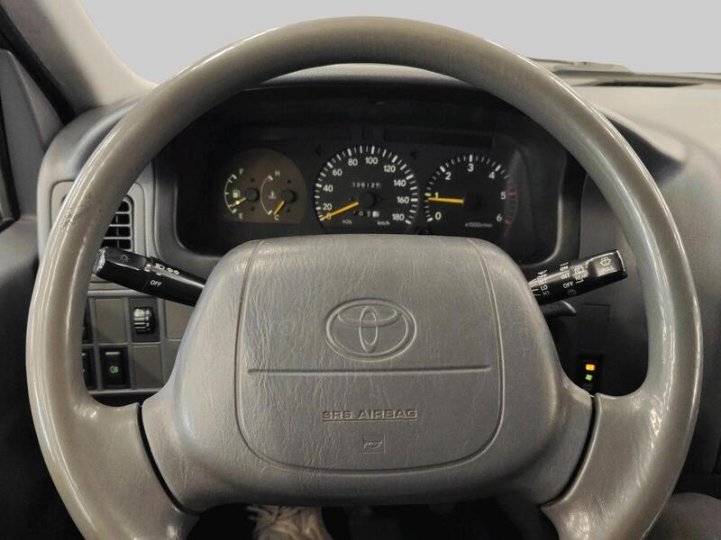 Toyota Hiace vaihtoauto