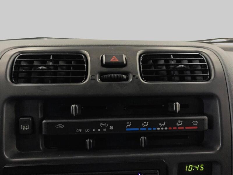 Toyota Hiace vaihtoauto