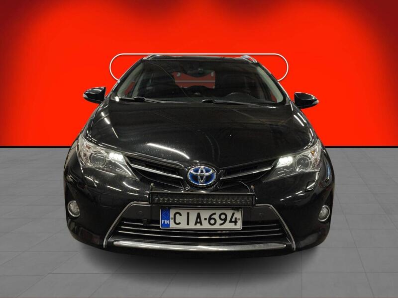 Toyota Auris vaihtoauto