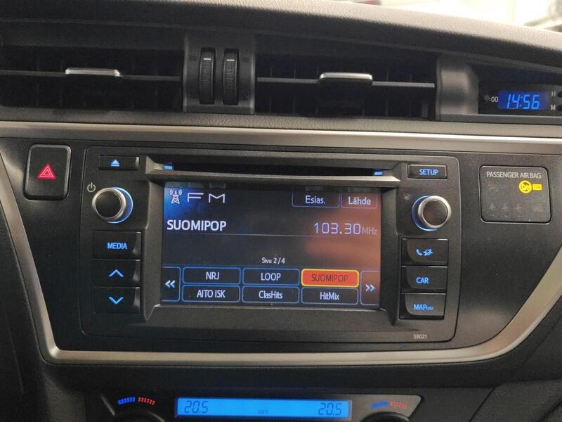 Toyota Auris vaihtoauto