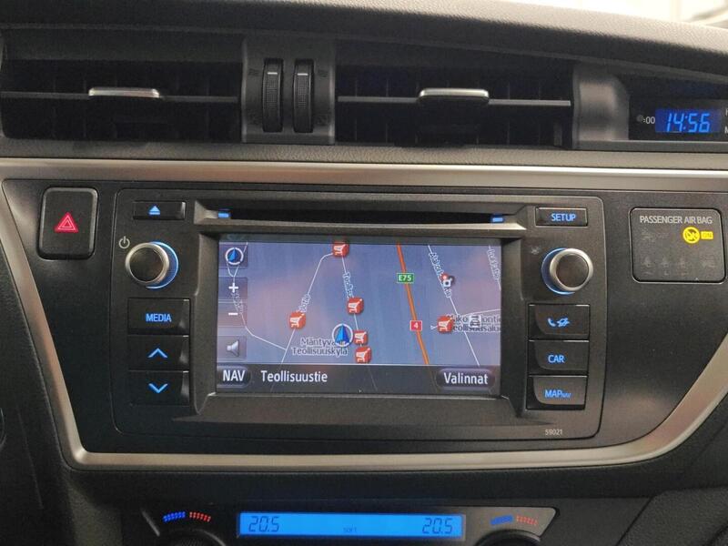 Toyota Auris vaihtoauto