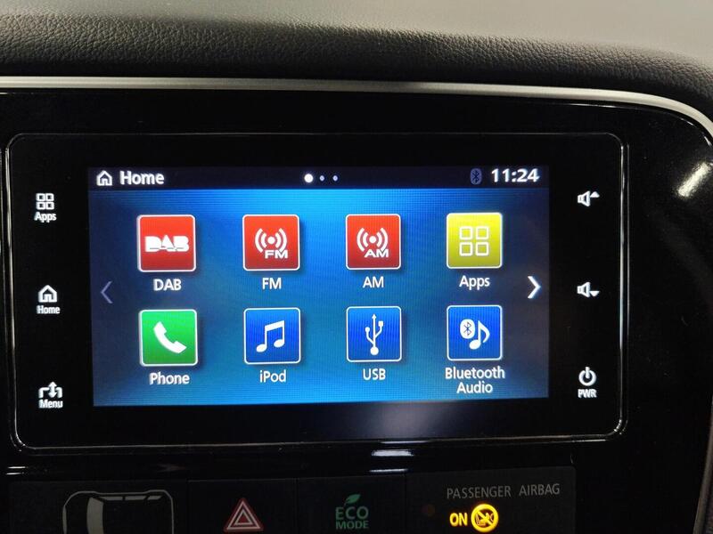 Mitsubishi Outlander PHEV vaihtoauto