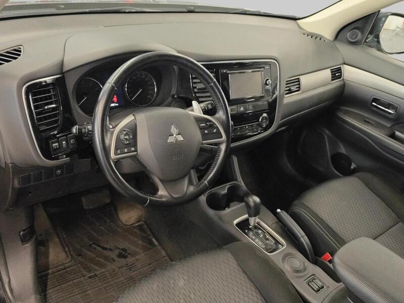 Mitsubishi Outlander vaihtoauto